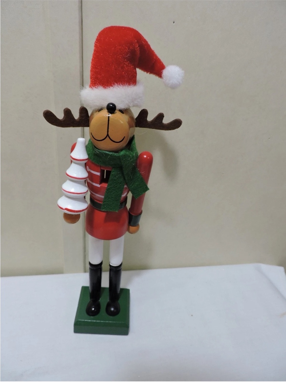 Small Wooden Nutcracker Soldier Reindeer Nutcracker Figurine 10 inches Decor New